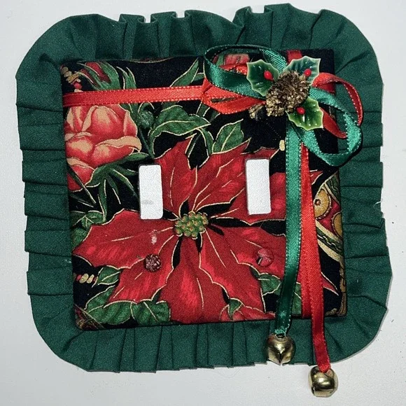 2 Vtg Handmade Christmas Poinsettias Light Switch Covers Single & Double Set NEW - Picture 3 of 7